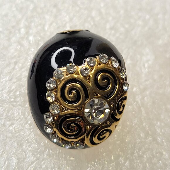 Black and Gold Earrings - Picture 6 of 6